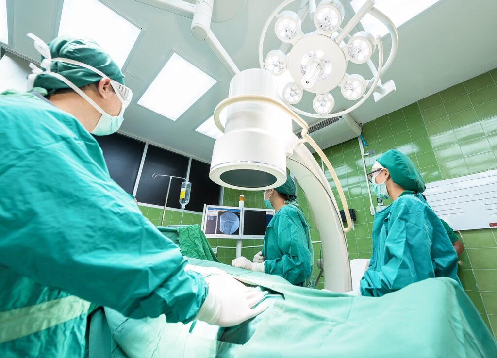 operation, operating room, surgery, operating table, hospital, healthcare, emergency room, doctor, surgeon, hospital workers, operation, surgery, surgery, surgery, hospital, hospital, hospital, hospital, hospital, healthcare, healthcare, doctor, doctor, doctor, doctor